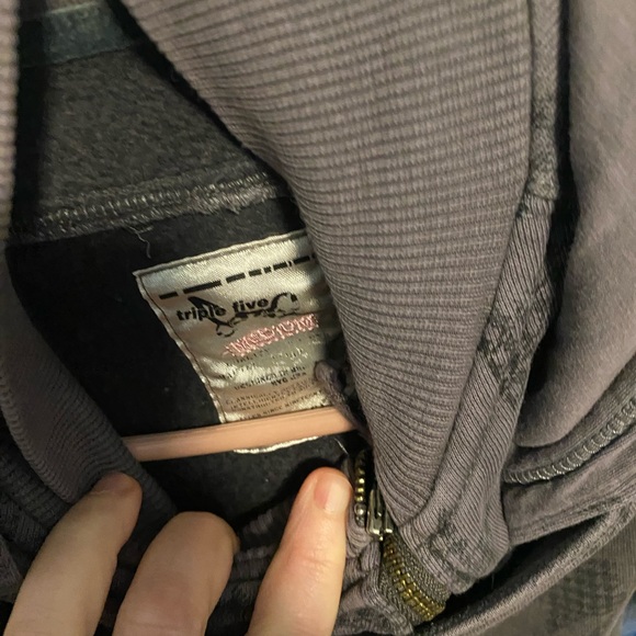 Hoodie - Picture 3 of 8